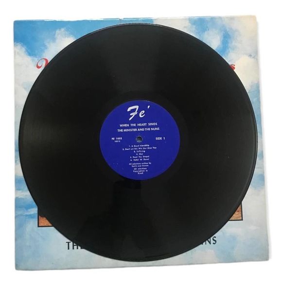 LP Vinyl THE MINISTER AND THE NUNS When The Heart Sings RARE FE 1003 W Autograph - Picture 2 of 4